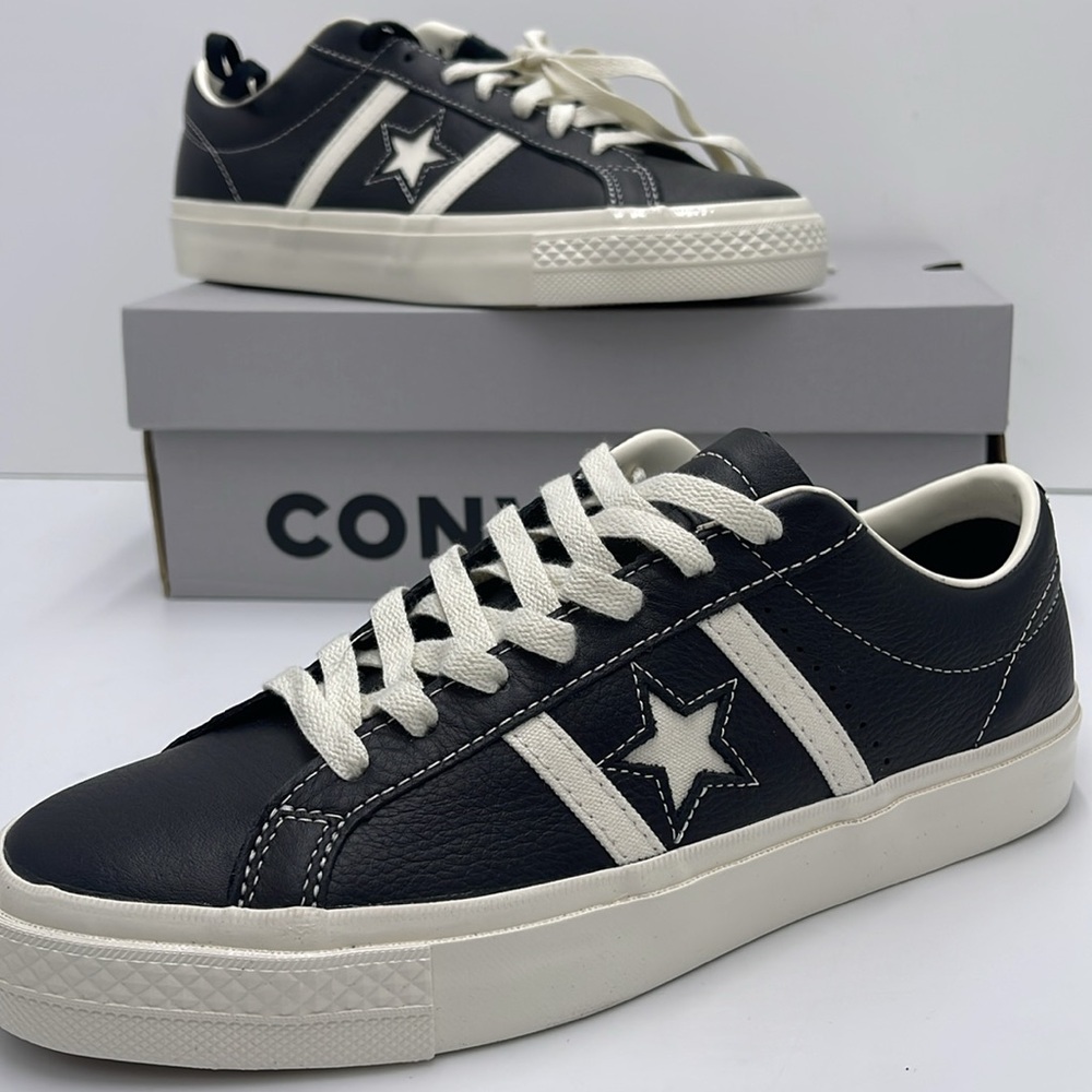 Converse WMNS ONE STAR ACADEMY PRO OX
BLACK/EGRET/EGRET A08501C Sneakers - Picture 15 of 16